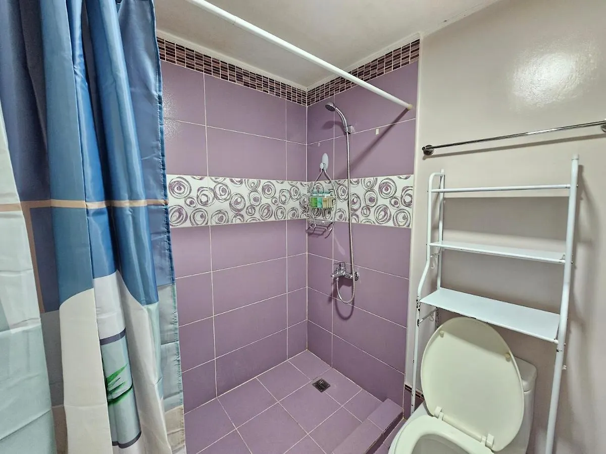 Apartment South Of Market Near High Street Bgc Classy & Stylish Studio, Central Location With City View Manila Philippines